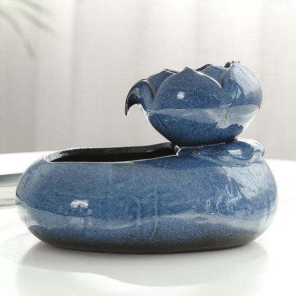 Pet Oasis: Resin Cat Feeder And Water Dispenser