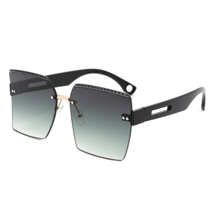 Oversized Curved Lens Sunglasses