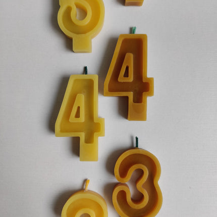 Handmade Beeswax Number Candles | 0-9 | Natural