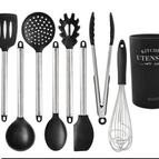 9 piece of black
