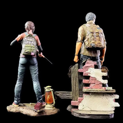 Joel & Ellie Collectible Figurine Set