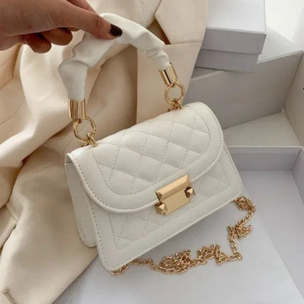 Rhomboid Chain Crossbody Bag