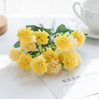 M / Yellow