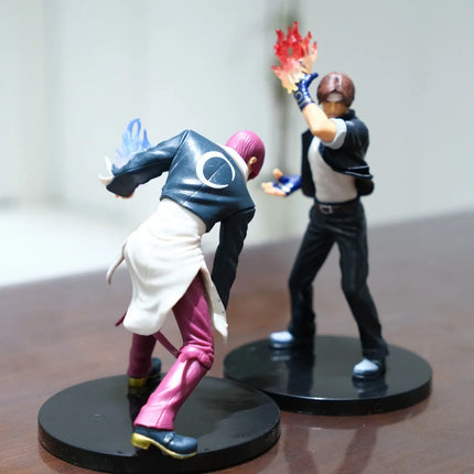 Kyo Kusanagi & Iori Yagami Figure Set