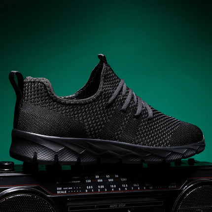 Men's Lightweight Breathable Casual Sneakers