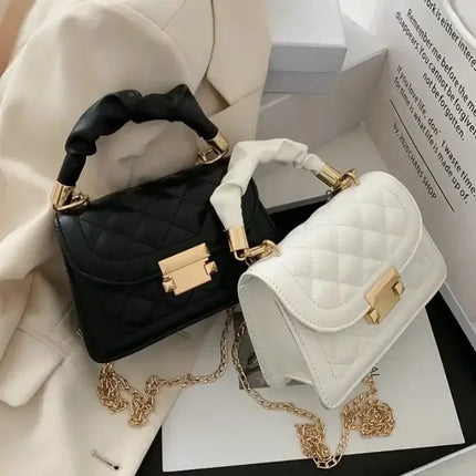 Rhomboid Chain Crossbody Bag