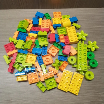 240-Piece Construction Building Block Set
