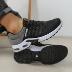 Black / 39