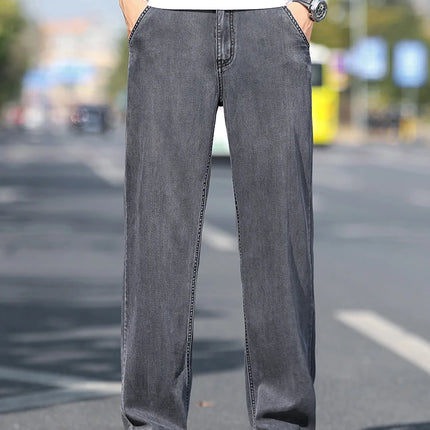 Men’s Lightweight Wide-Leg Jeans
