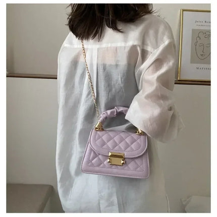 Rhomboid Chain Crossbody Bag