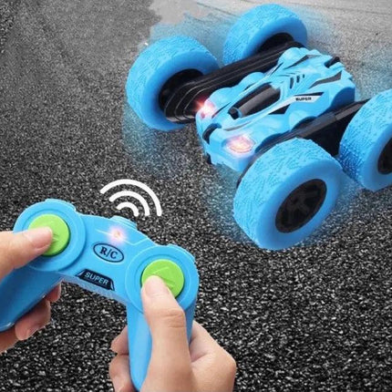 Ultimate Racing RQ2095 Remote Control Car - Thrills Await!