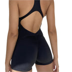 Medium / Black